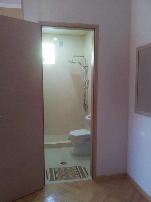 Omsi House Hotel Telavi Exterior photo