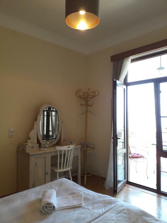 Omsi House Hotel Telavi Exterior photo